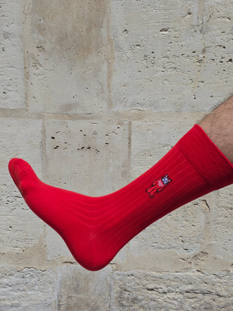 Luky 刺繡襪 - 全紅款